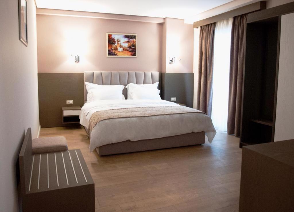 Agsel Hotel & Spa Tirana Zewnętrze zdjęcie